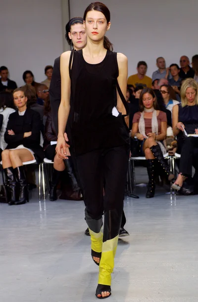Look 16